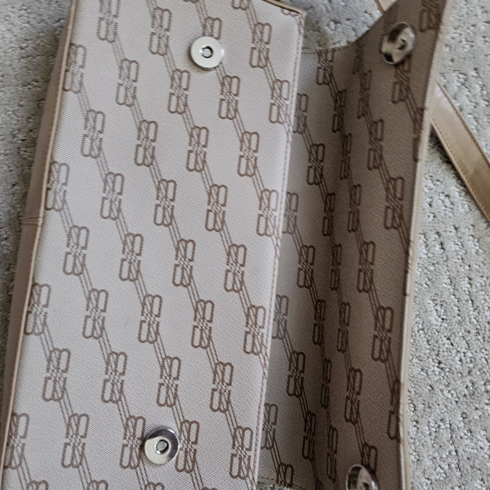 Vintage Logo Balenciaga Beige Shoulder Baguette Bag - Picture 11 of 16